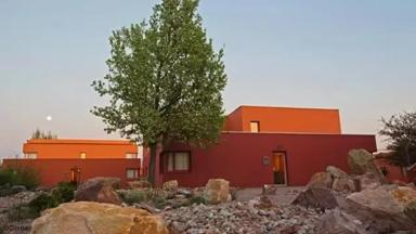 Disney hotel Sante Fe 1