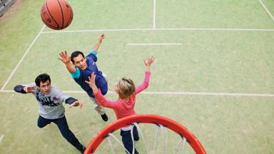 Frankrijk_Branville_Pierre_Vacances_Normandy_Garden_Basketbal