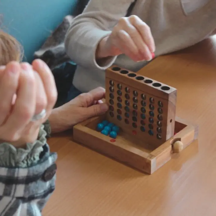 Vier op een Rij – Houten Bordspel