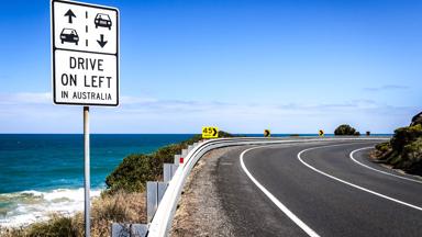 australie_victoria_great-ocean-road_autoweg_kust_bord_zee