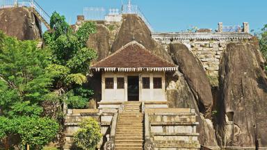 sri lanka_anuradhapura_isurumuniya_tempel_b