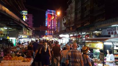 thailand_bangkok_chinatown_avondmarkt_reiziger_f