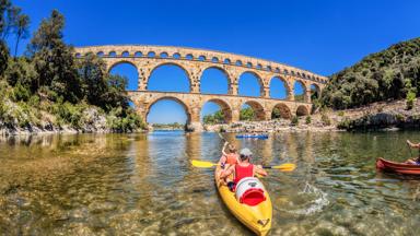 frankrijk_provence_vers-pont-du-gard_kajak_aquaduct_shutterstock_454596130