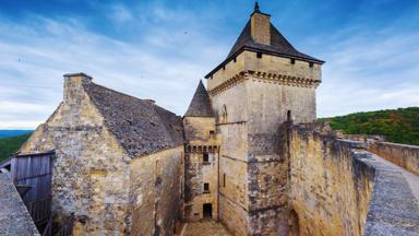 frankrijk_dordogne_Castelnaud-la-Chapelle_kasteel_shutterstock-131409035