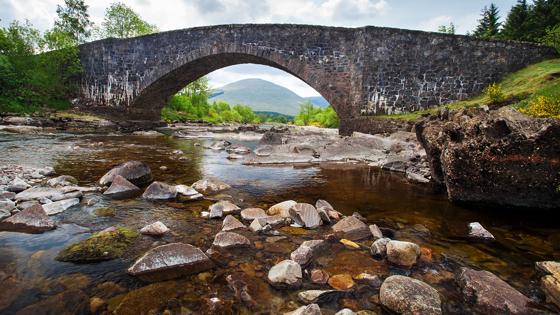 Schotland, Argyll, Bridge of Orchy - GettyImages-1129994208