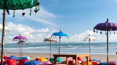 indonesie_bali_kuta_seminyak_strand_chillen_kussens_b.jpg