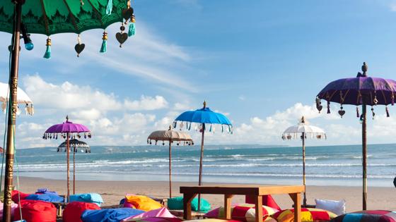 indonesie_bali_kuta_seminyak_strand_chillen_kussens_b.jpg