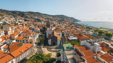 Portugal_sfeerbeeld_Madeira_ DRONE_©DigitalTravelCouple_v.jpg