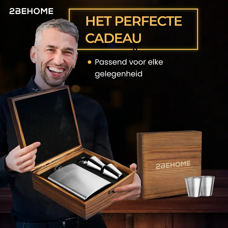 Heupfles met opbergdoos en shotglazen