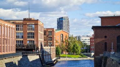 finland_tampere_moderne-gebouwen_bewolkt_baluwe-lucht_shutterstock