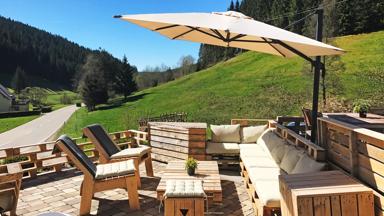 hotel_duitsland_Furtwangen im Schwarzwald_Hotel Krauter Chalet_terras