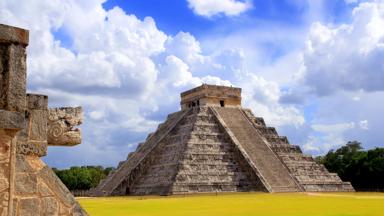 mexico_chichen itza_ piramide_b (2).jpg