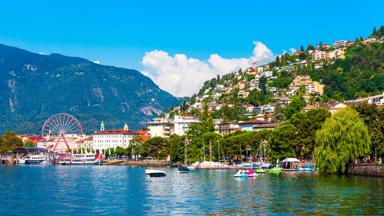 zwitserland_ticino_locarno_meer_lago-maggiore_stad_uitzicht_shutterstock-1836256039