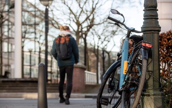 E-bikebezitters laten fiets vaker thuis uit angst voor diefstal