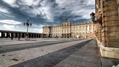 Spanje_Madrid_koninklijk-paleis_plein_getty.jpg