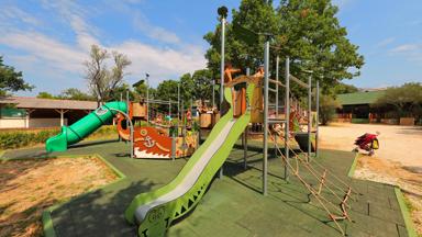 hotel_Kroatië_Pakostane_Pine_Beach_Resort_Speeltuin