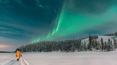 Finland_FinsLapland_Posio_HotelKirikeskus_NorthernLight_h
