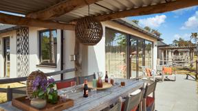 nederland_noord-brabant_hilvarenbeek_safari_resort_beekse_bergen_savanne_lodge (10)