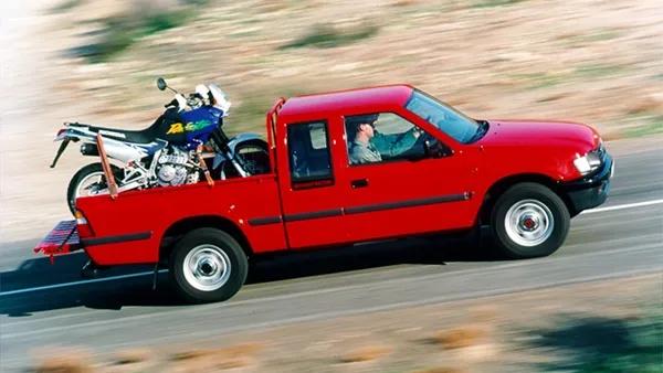 Opel Campo I
