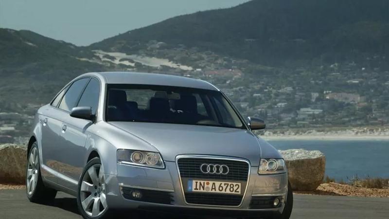 Audi A6 III (C6)