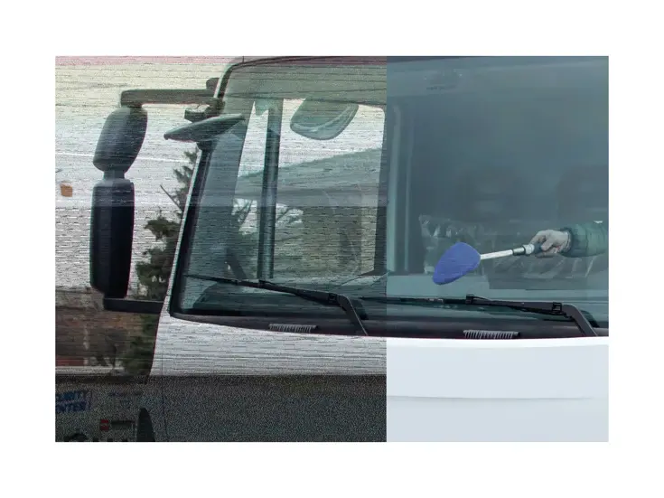 Ruitenreiniger met draaibare arm