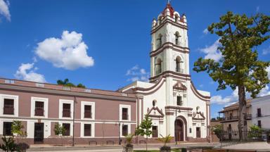 cuba_camaguey_Nuestra Senora de la Merced_kerk_shutterstock_430830271