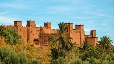 marokko_ait-ben-haddou_stad_palboom_getty-1065911102