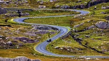 ierland_beara-peninsula_healy-pass_auto_getty