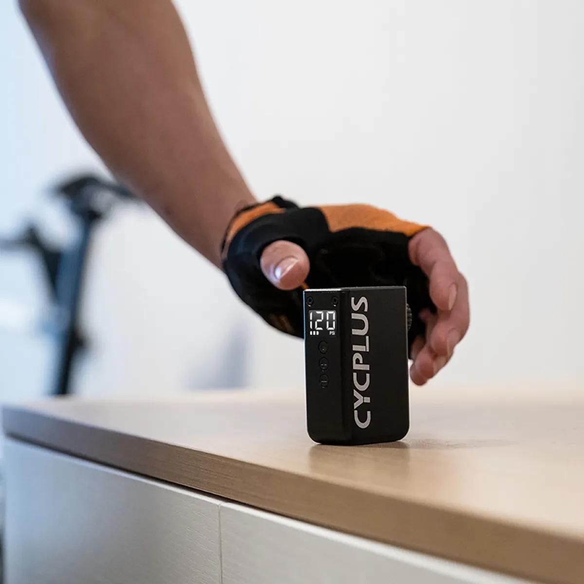 Cycplus AS2 PRO fietspomp oplaadbaar | ANWB Webwinkel