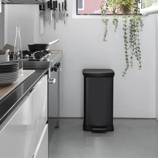 Curver Decobin Prullenbak - 50L - Zwart
