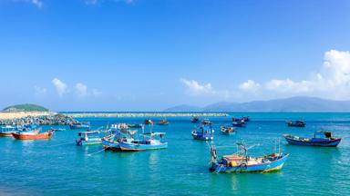 vietnam_phan-thiet_vissersboot_haven_shutterstock_252388693.jpg