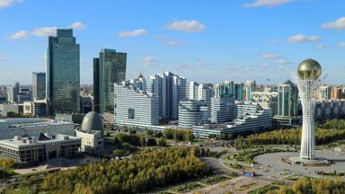 kazachstan_nur-sultan_noersoeltan_astana_skyline_getty