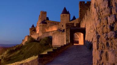 wandelrondreis_frankrijk_occitanie_pyreneeen_carcassonne_stadspoort_porte_aude_copyright_mairie_carcassonne