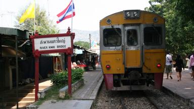 thailand_kanchanaburi_treinstation_river-kwai-brug_w.jpg