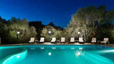 Italië_Hotel_Sardinië_Olbia_Hotel_ Rocca Sarde_sfeer restaurant zwembad_a (36)