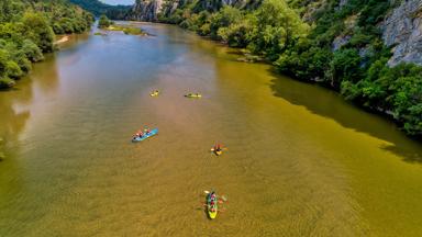 griekenland_chalkidiki_rivier-nestos_kanoen_shutterstock_1490123084