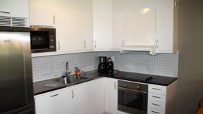 vakantiepark_zweden_midden-zweden_fredriksberg_safsen-resort_vijfkamerwoning-keuken_h