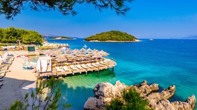 albanie_vlore_ksamil strand_kust_GettyImages-1133596257