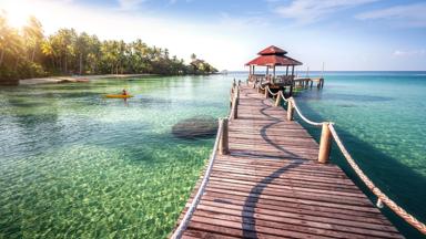 thailand_oost-thailand_koh-kood_pier_shutterstock_1191789742.jpg