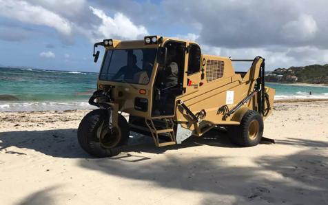 ANWB Fonds doneert voor schoonmaak stranden Sint Maarten