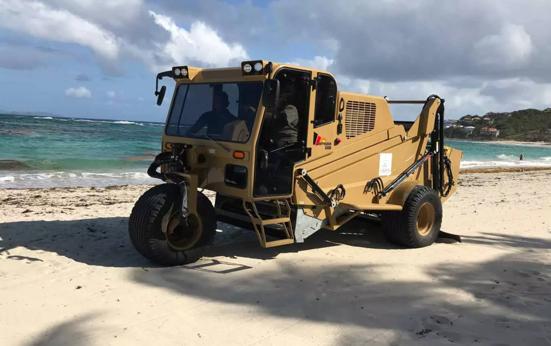 ANWB Fonds doneert voor schoonmaak stranden Sint Maarten
