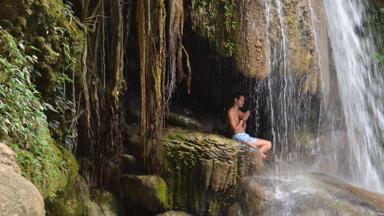 thailand_kanchanaburi_erawan_waterval_man_fotowedstrijd