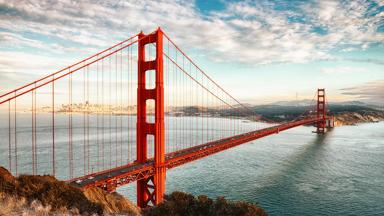 verenigde-staten_california_san-francisco_rondreis-san-francisco_golden-gate-bridge_rivier_snelweg_shutterstock