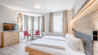Oostenrijk_Kirchbichl_Hotel_Gasthof_Schroll_Tweepersoonskamer