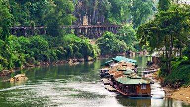 thailand_kanchanaburi_spoorlijn_river-kwai_landschap_b.jpg