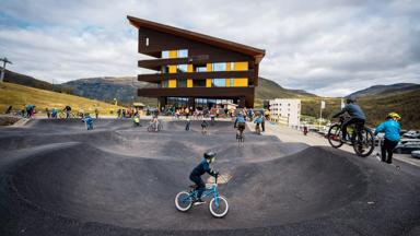 noorwegen_west-noorwegen_myrkdalen_kinderen-fietsparcours_h