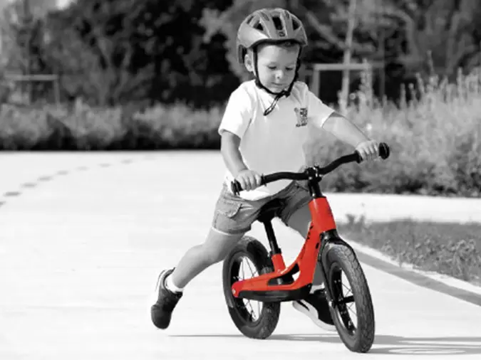 BRN Flash magnesium loopfiets 12 inch