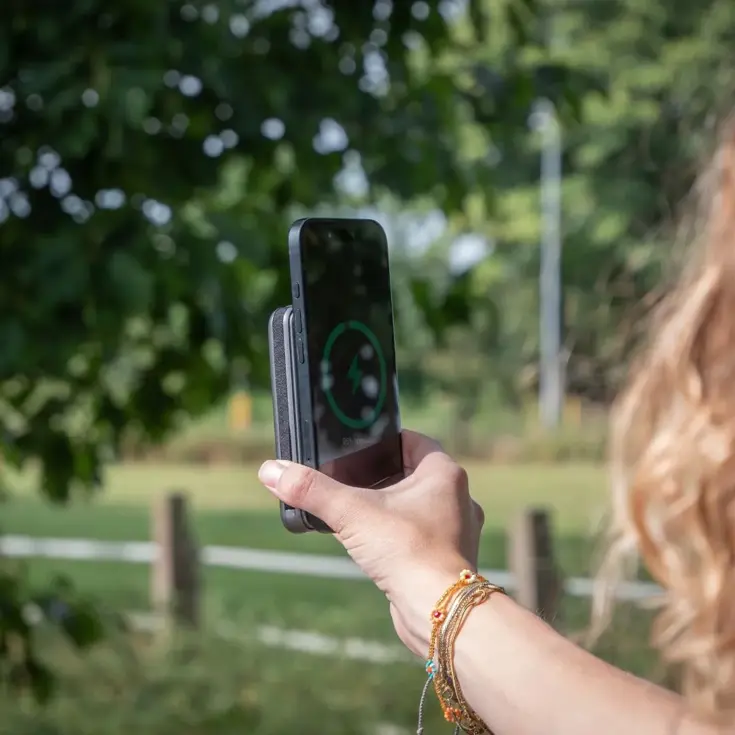 NovaMag Qi2 Powerbank 10.000mAh — Grijs