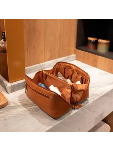 Chesterfield - Elmia - Leren toilettas