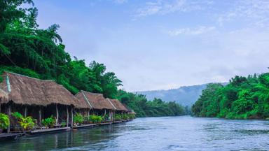 thailand_kanchanaburi_river-kwai_rivier_4_b.jpg